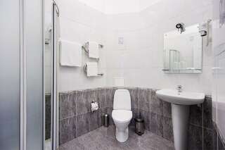 Гостиница Астерия Санкт-Петербург Классический номер с двумя односпальными кроватями-5