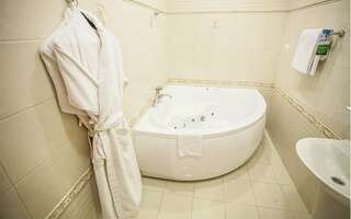 Гостиница Астерия Санкт-Петербург Фонтанка сьют с джакузи и видом на набережную-8