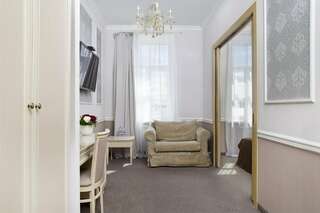 Гостиница Астерия Санкт-Петербург Фонтанка сьют с джакузи и видом на набережную-3